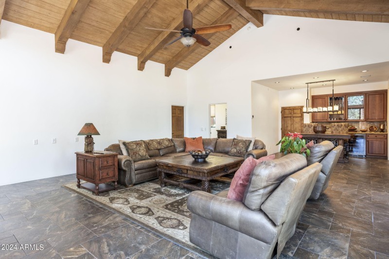 27-web-or-mls-30-navajo-trail