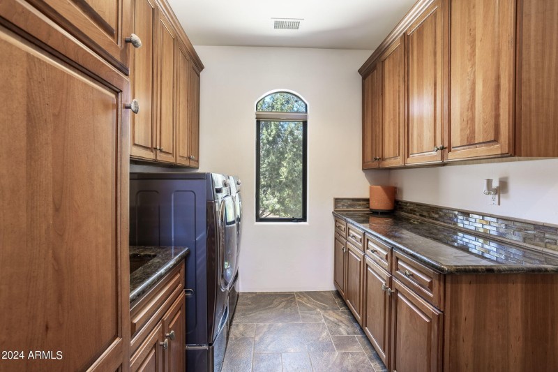 37-web-or-mls-30-navajo-trail