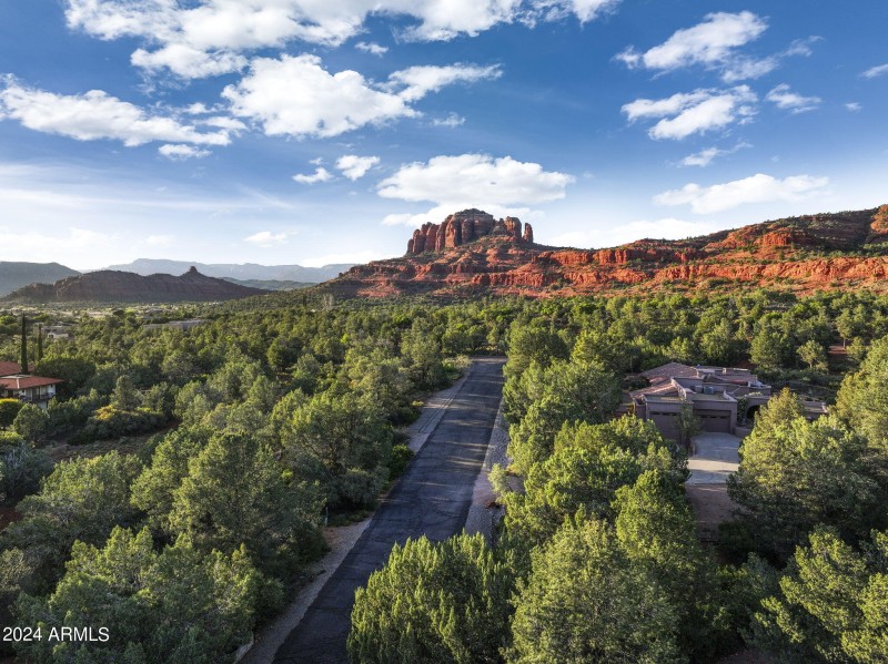 75-web-or-mls-30-navajo-trail