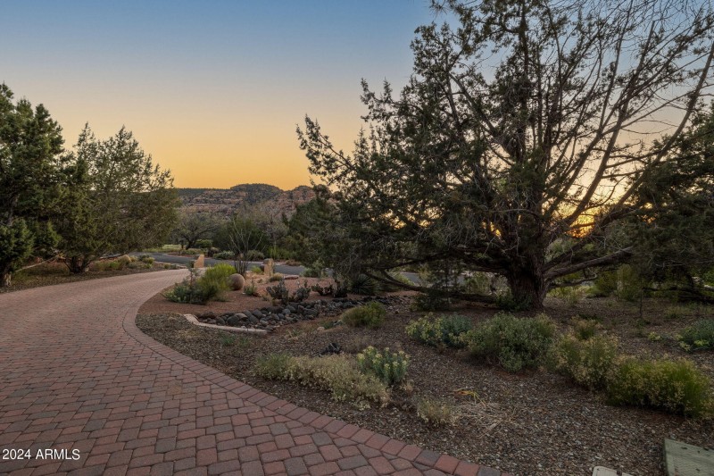 91-web-or-mls-30-navajo-trail