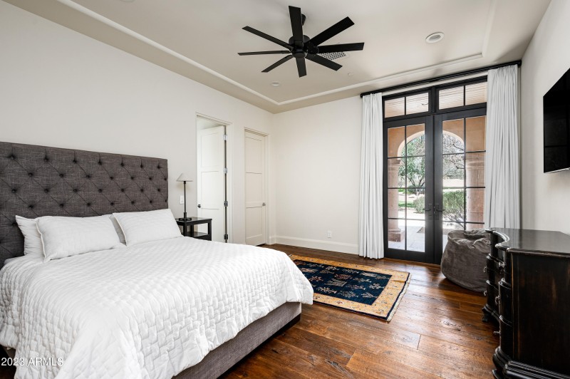 Guest room 1 main