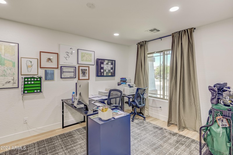 35925 N 30th Dr-6