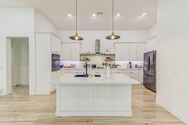 35925 N 30th Dr-8