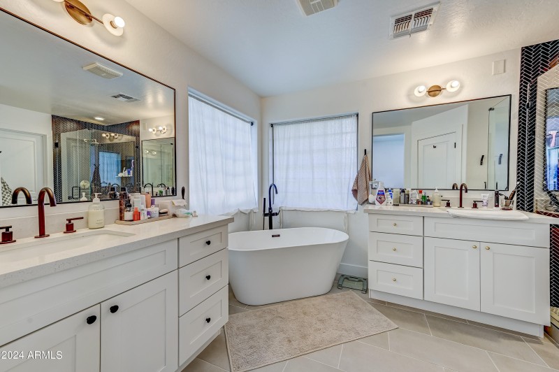35925 N 30th Dr-20