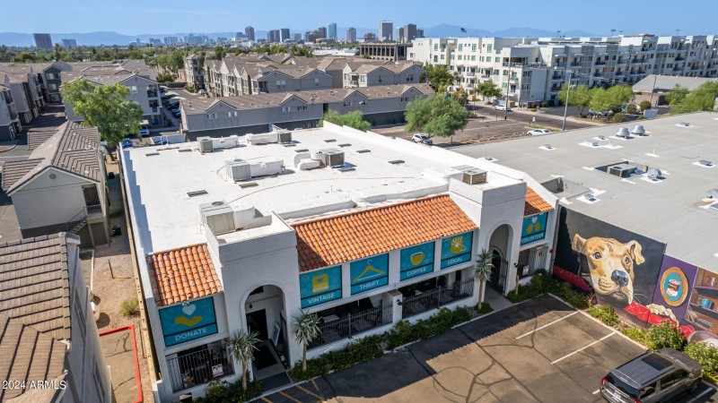 0049-50 - Camelback Drone