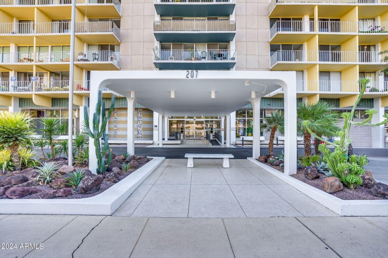 2-web-or-mls-Exterior-21