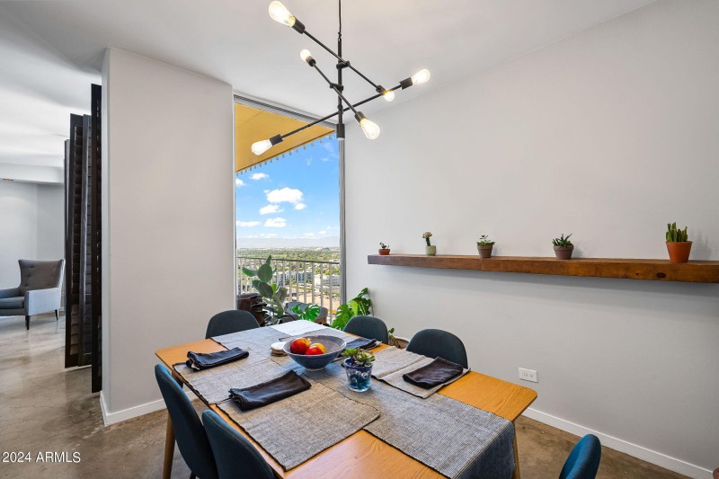 17-web-or-mls-Interior-16