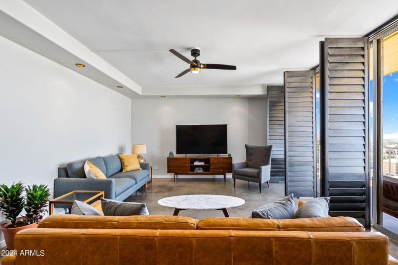 20-web-or-mls-Interior-19