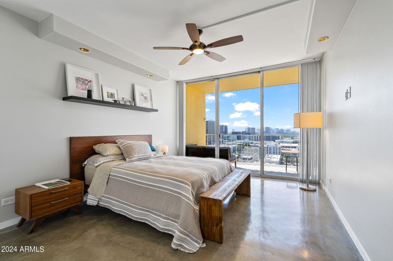 25-web-or-mls-Interior-24