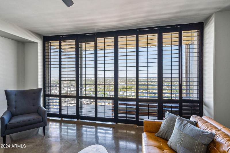 48-web-or-mls-Interior-36