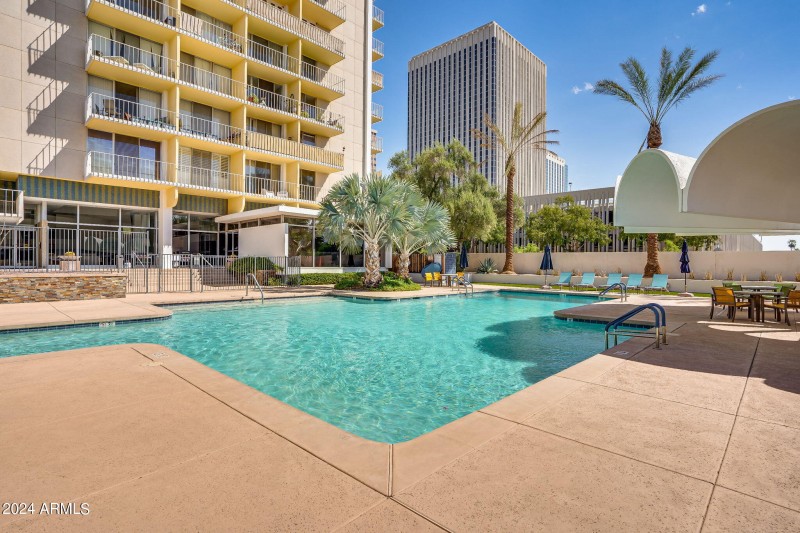 57-web-or-mls-Exterior-17