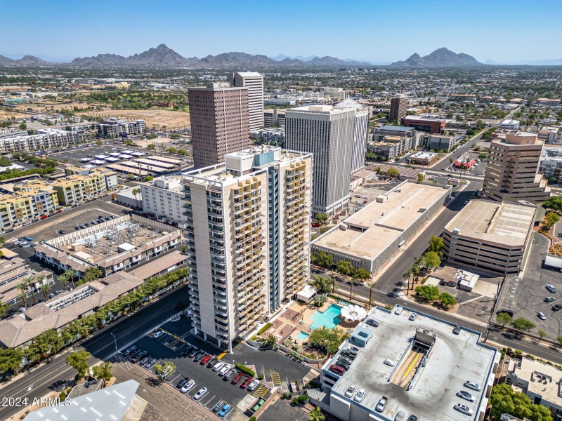 69-web-or-mls-Exterior-31