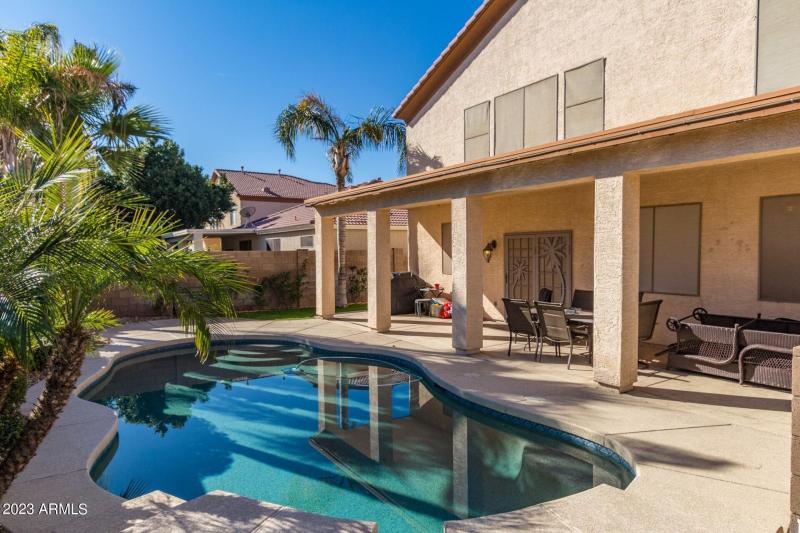 0023-96th - 4815 (23)