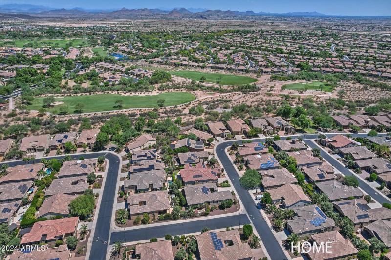 13055 W Eagle Talon Trail-large-046-050-