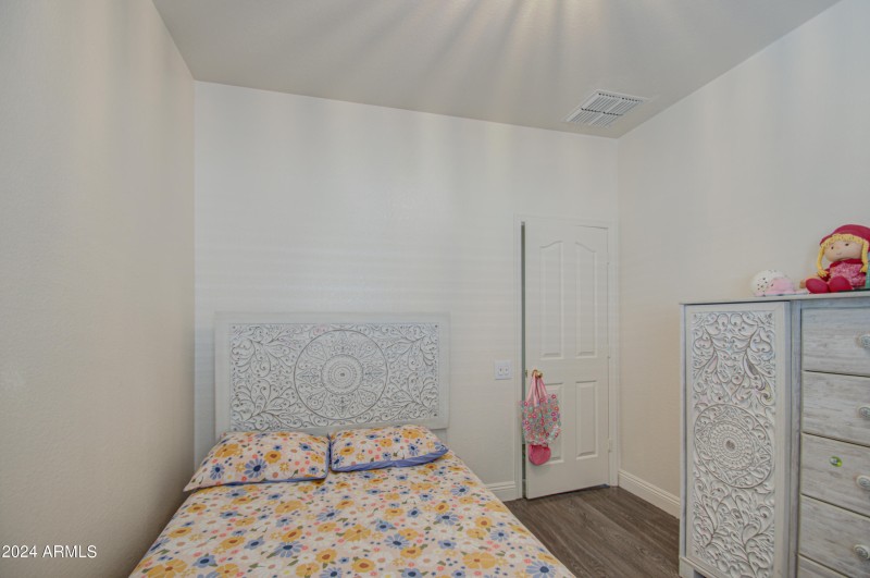 Den-pic 2