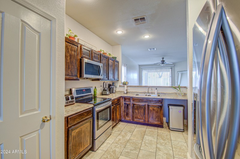 Kitchen 6