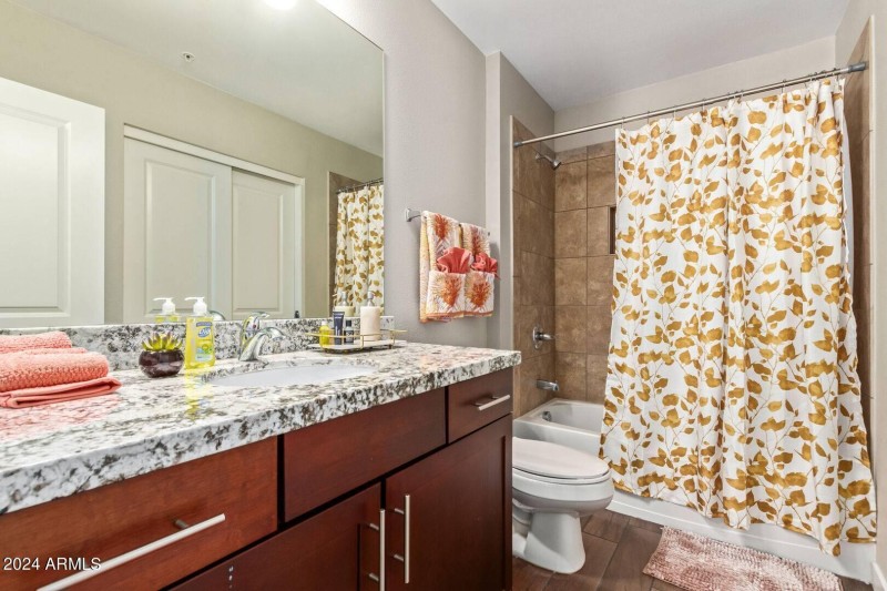 condo 23