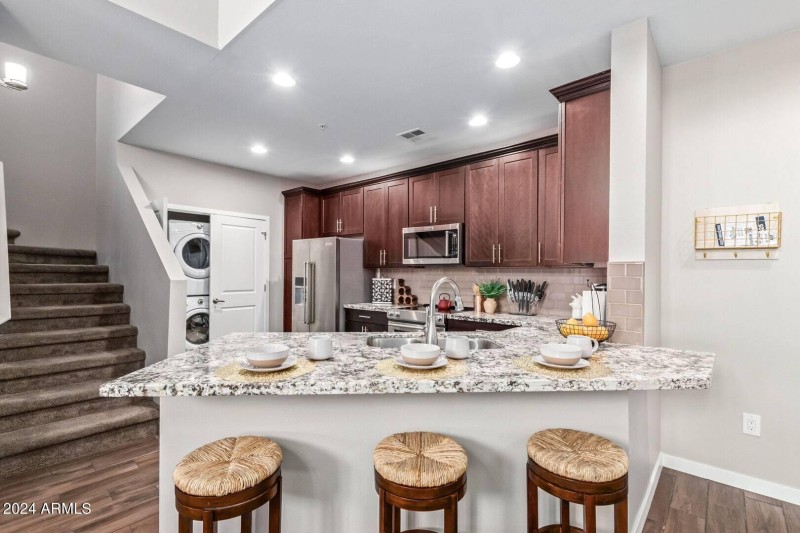 condo 8