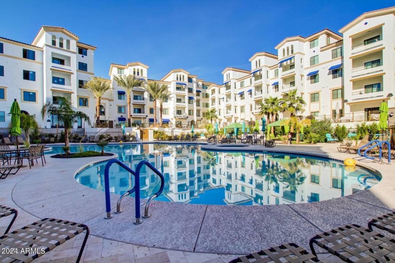 condo 32