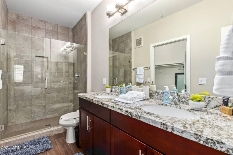 condo 16
