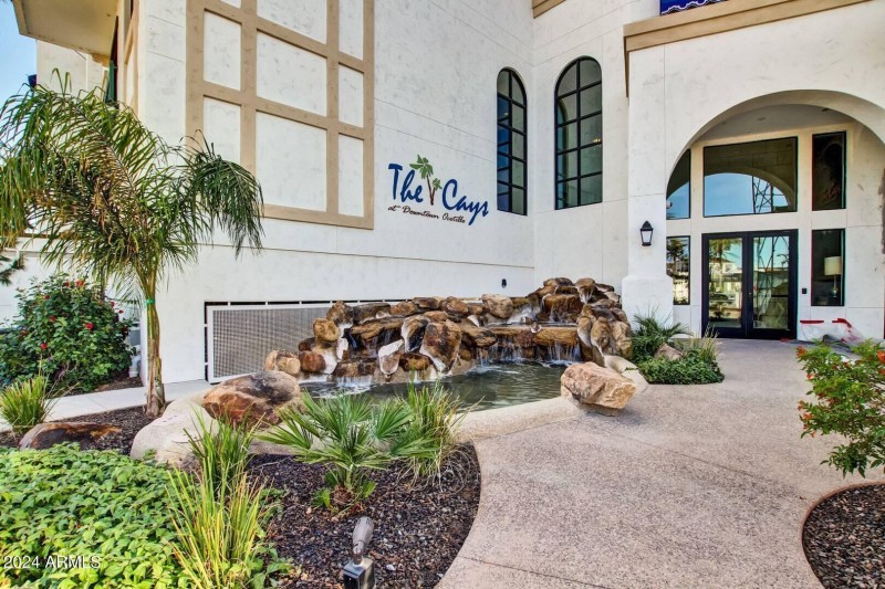 condo 33