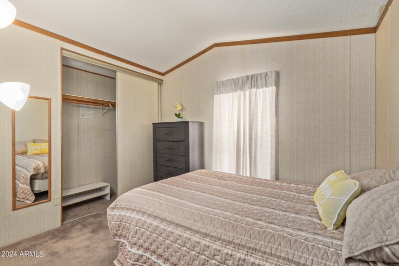 20 - Primary bedroom