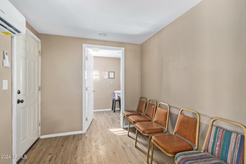30 - Meeting space