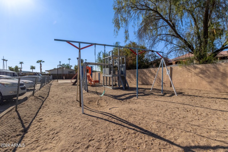 38 - Playground