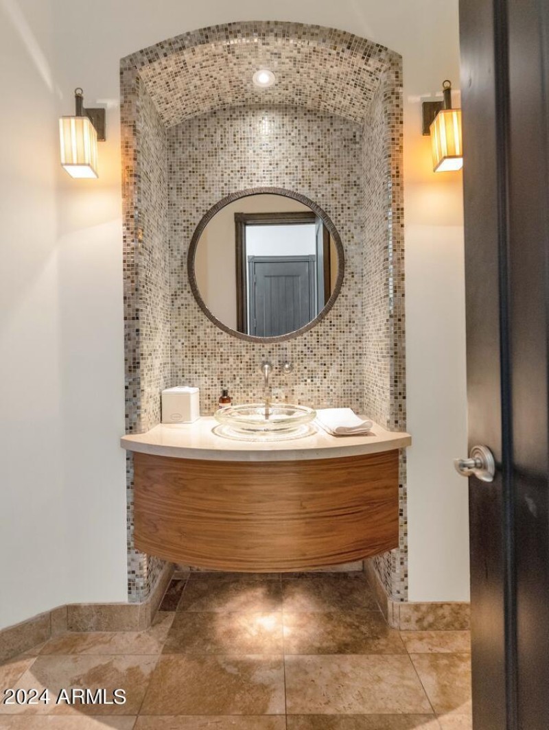 6207 E Indian Bend Rd-large-042-030-6207