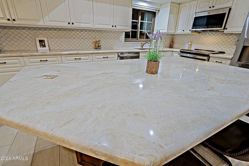 Kitchen 8