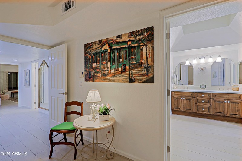 Master Bedroom 4