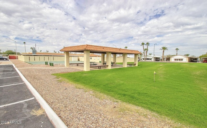 2100 N TREKELL RD 194,