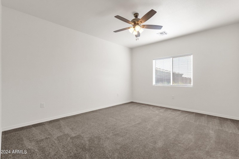 14-web-or-mls-8461-w-altos-dr