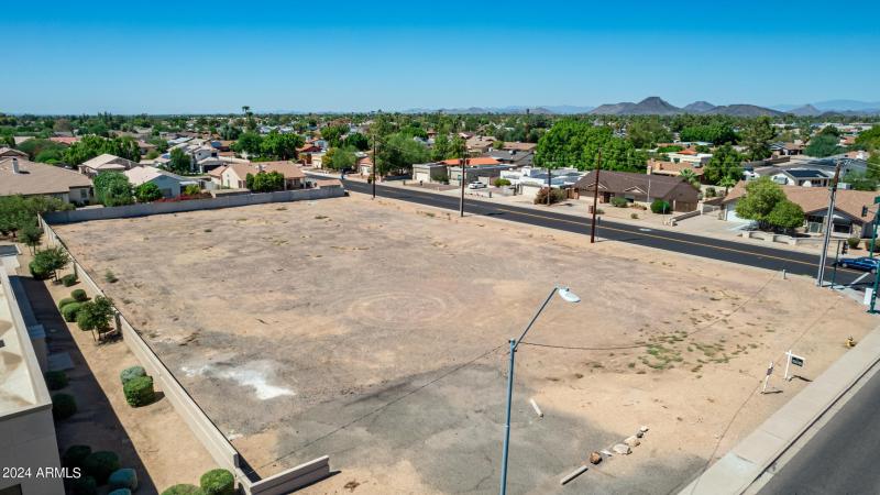 1.1 Acre Corner 35th Ave & Paradise Lane