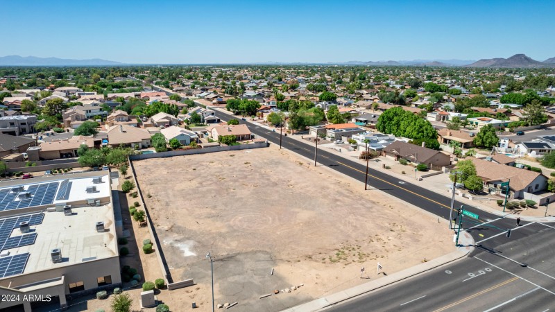 1.1 Acre Corner 35th Ave & Paradise Lane