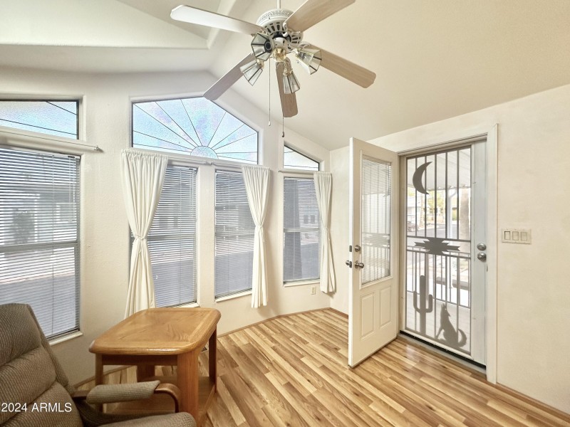 LET THE BREEZE IN. SCREEN DOOR!