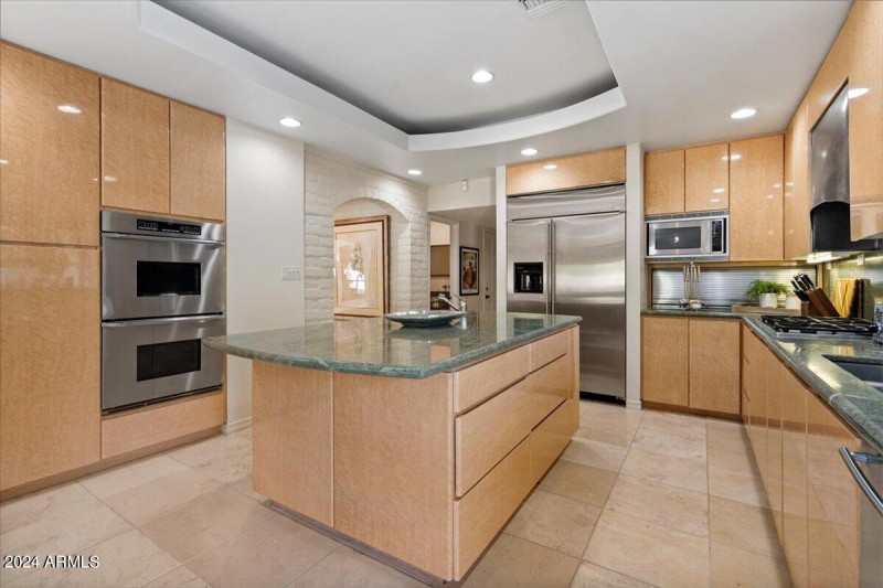 15-Kitchen