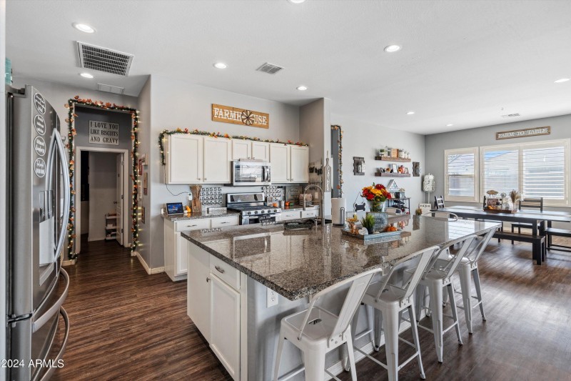 19-Kitchen to Dining