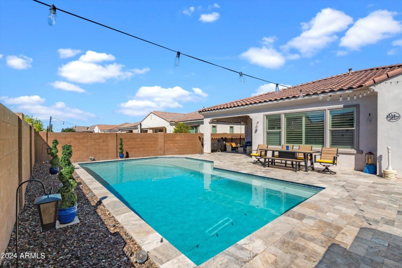 34-Pool Area