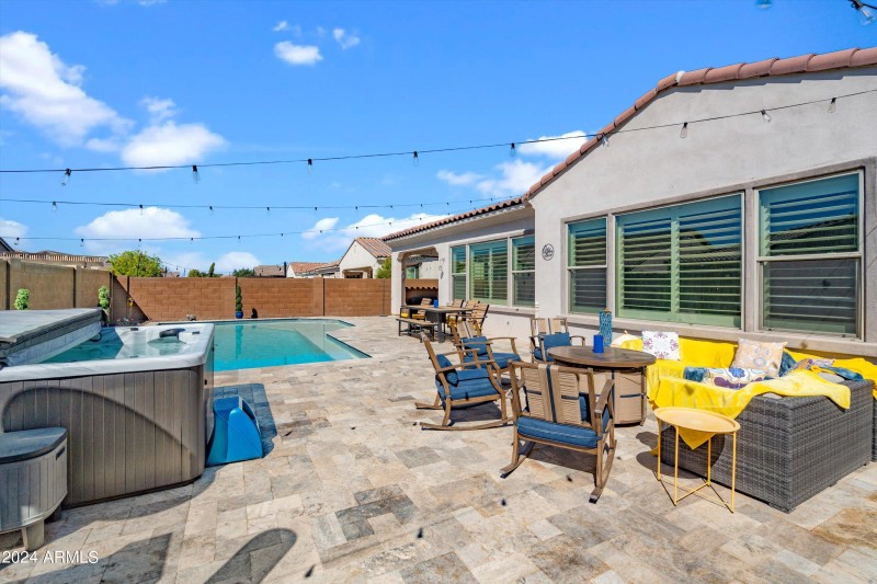 35-Pool & Spa