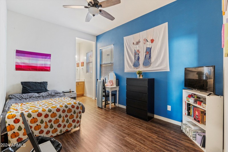 42-Bedroom 3