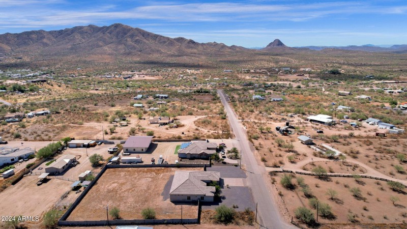 SIDE AERIAL