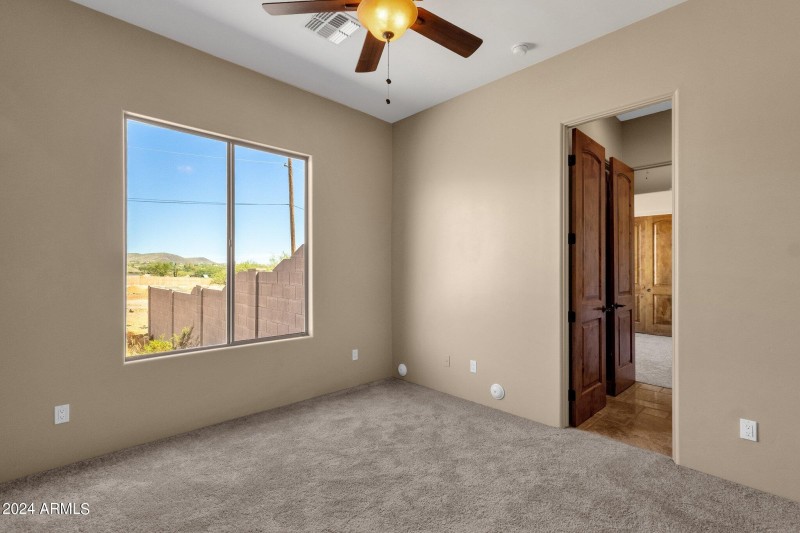 BEDROOM #4