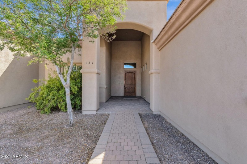 WALKWAY TO GRAND ENTRY