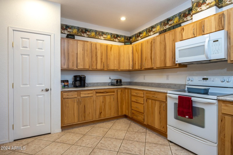 Kitchen 2