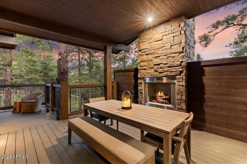 41-Solitaires Canyon Dr Home