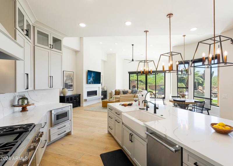 PropertyImageCo_12077ELaurelLn_WEB-30