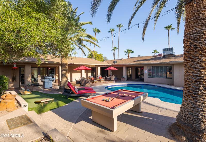 PropertyImageCo_6124EDelcoaAve_WEB-12