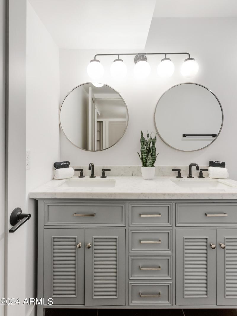 PropertyImageCo_13611N50thSt_WEB-59