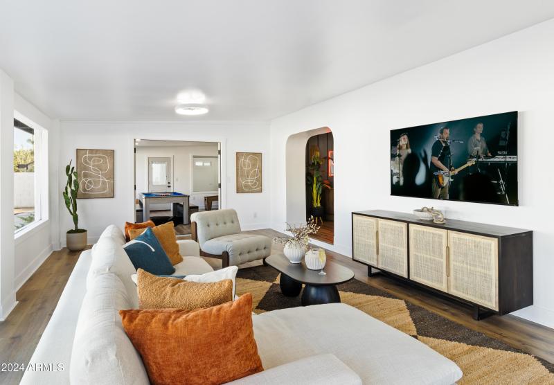 PropertyImageCo_13611N50thSt_WEB-10